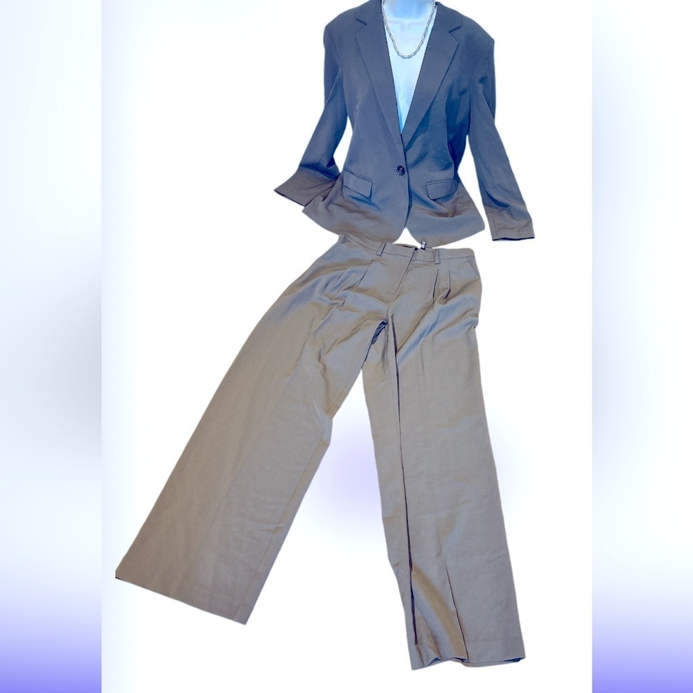 Vero Moda Solid Grey Two Piece blazer trouser set Sz Medium